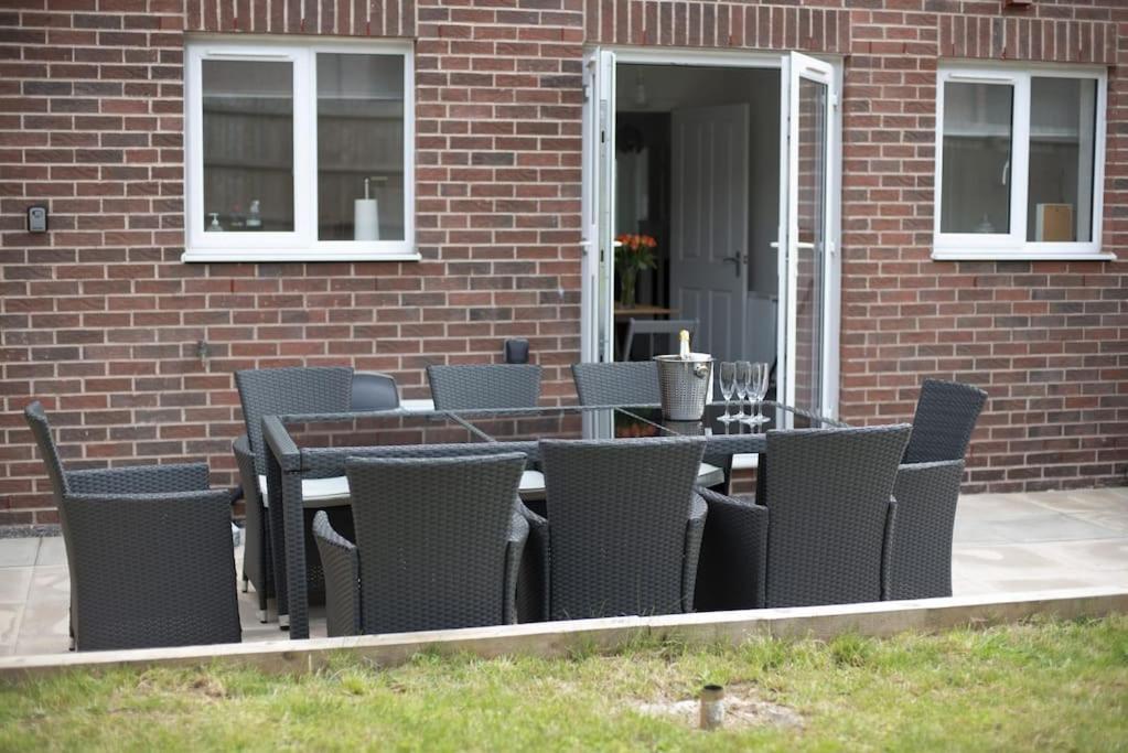 Cosy 3 Bed Near Beaches, Cardiff & Brecon Beacons Coity Luaran gambar